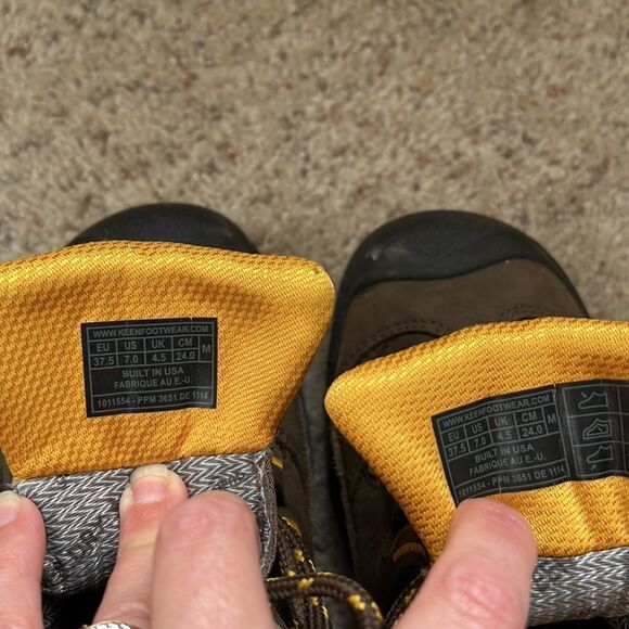 Keen Women Size 7 Hiking Boots (Durand 2)! - Picture 5 of 5